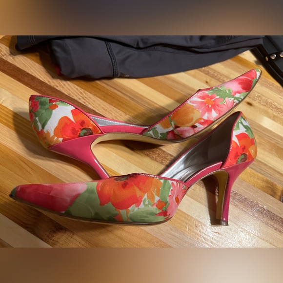 Anne Klein pink floral heels, size 6.5 - Picture 7 of 8